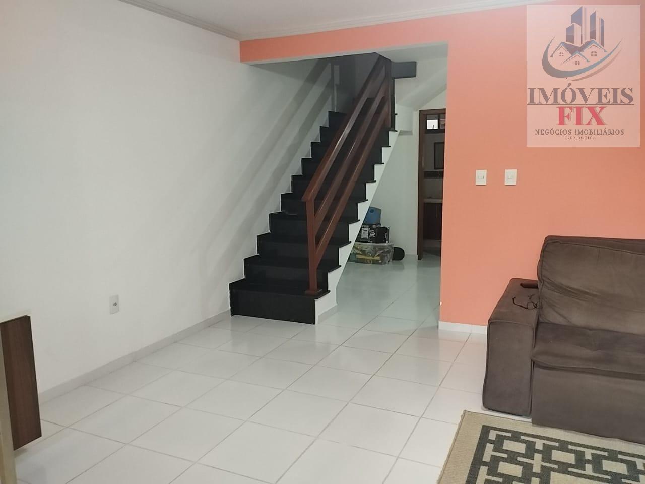 Casa à venda com 3 quartos, 184m² - Foto 11