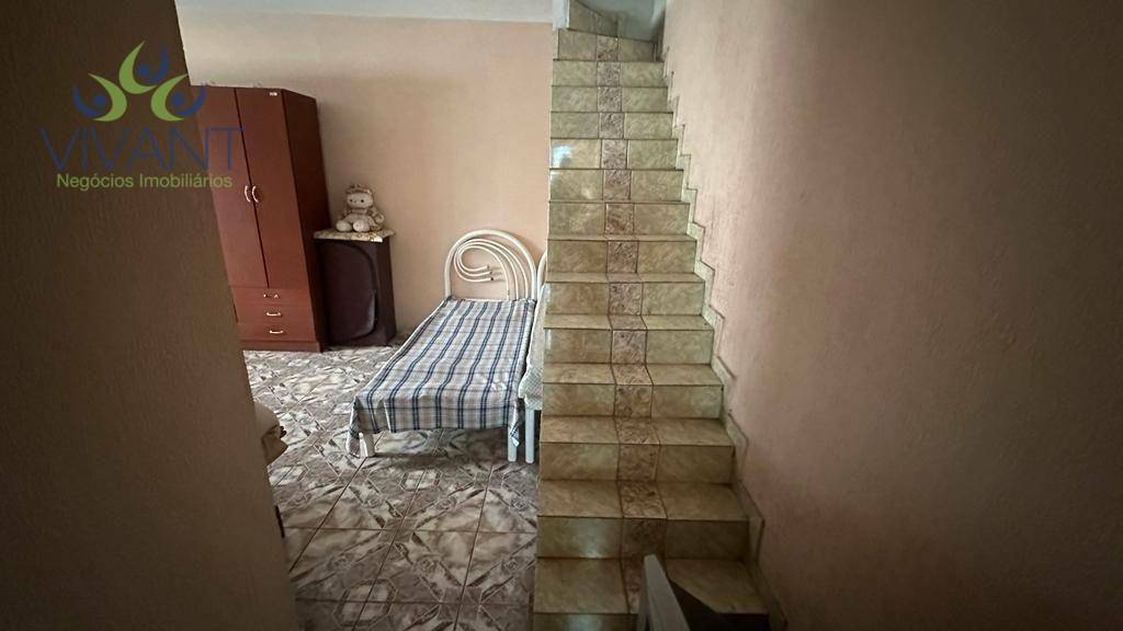 Sobrado à venda e aluguel com 6 quartos, 400m² - Foto 8