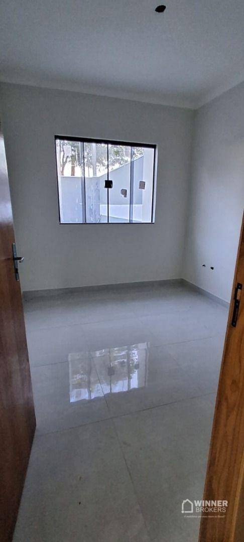 Casa à venda com 3 quartos, 70m² - Foto 5