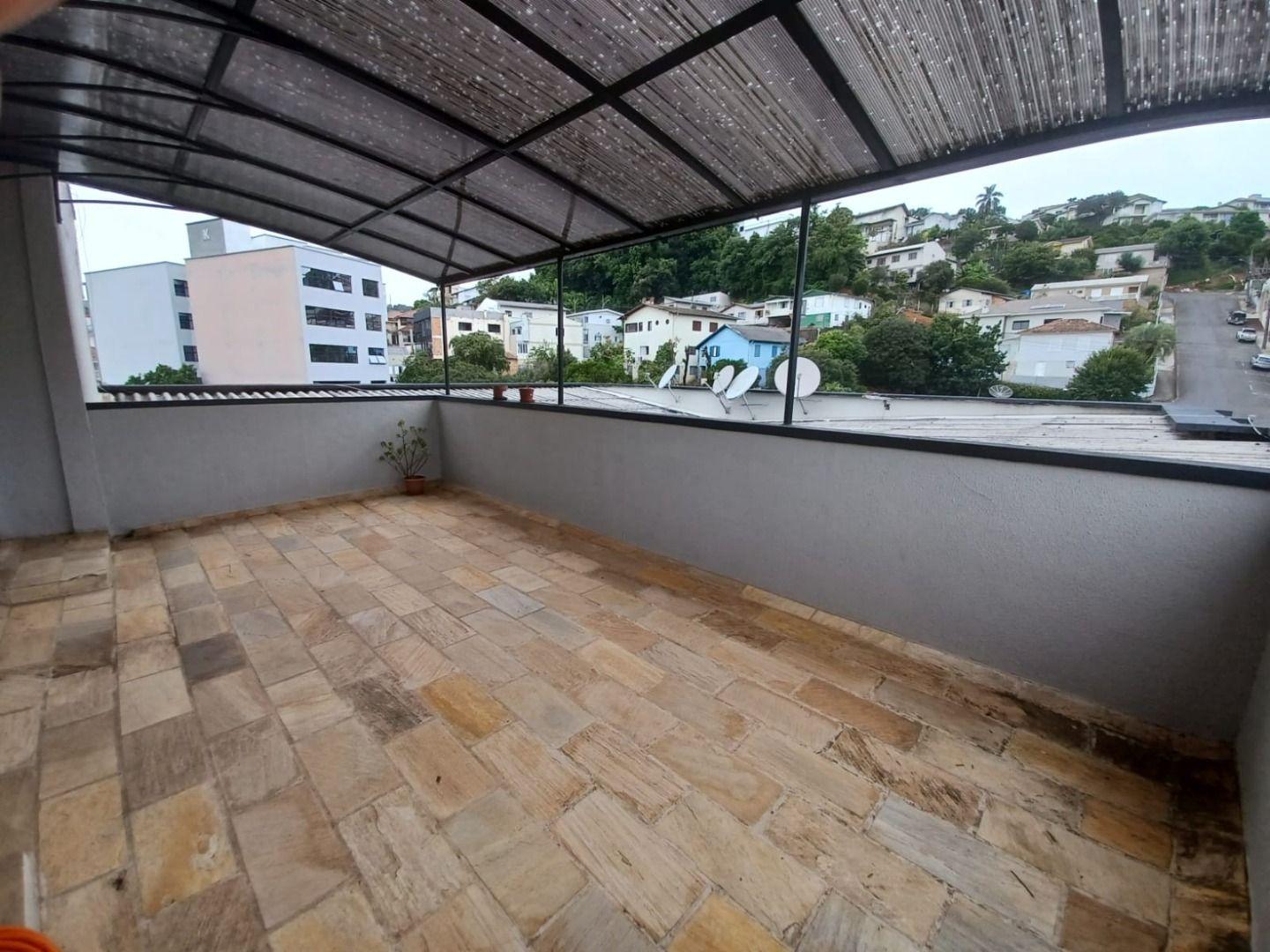 Apartamento à venda com 3 quartos, 128m² - Foto 12