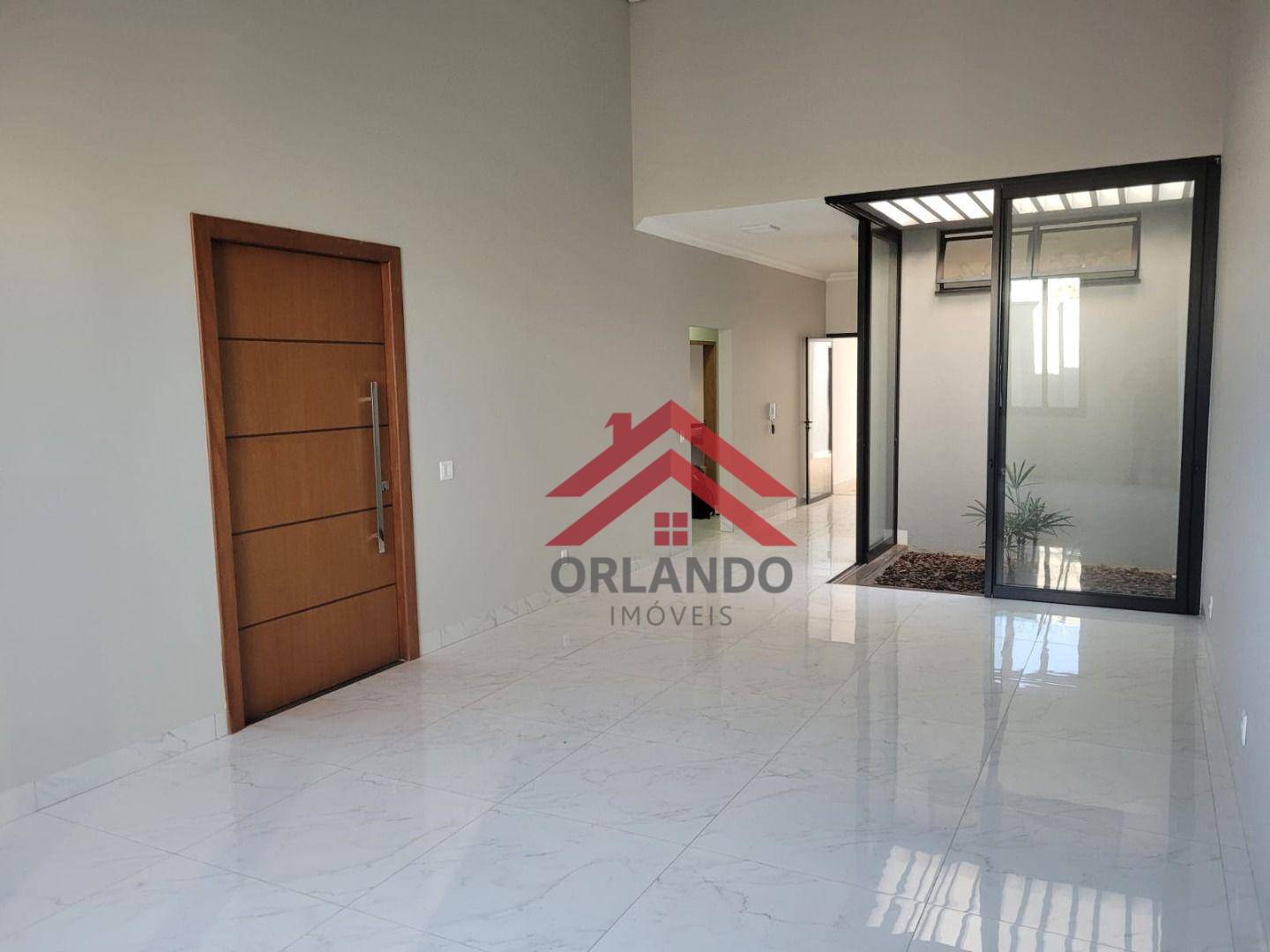 Casa à venda com 3 quartos, 150m² - Foto 1