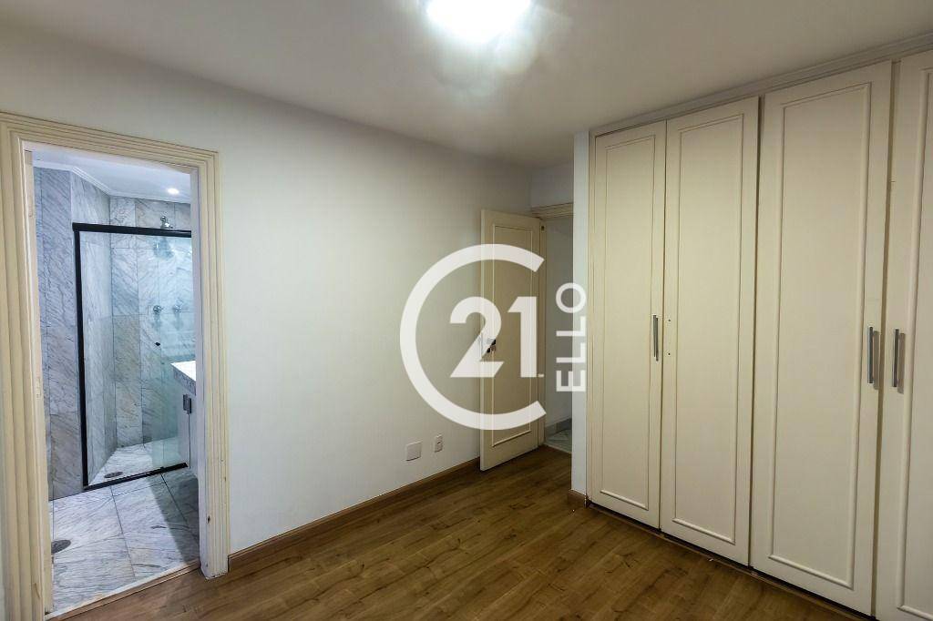 Apartamento para alugar com 3 quartos, 184m² - Foto 13