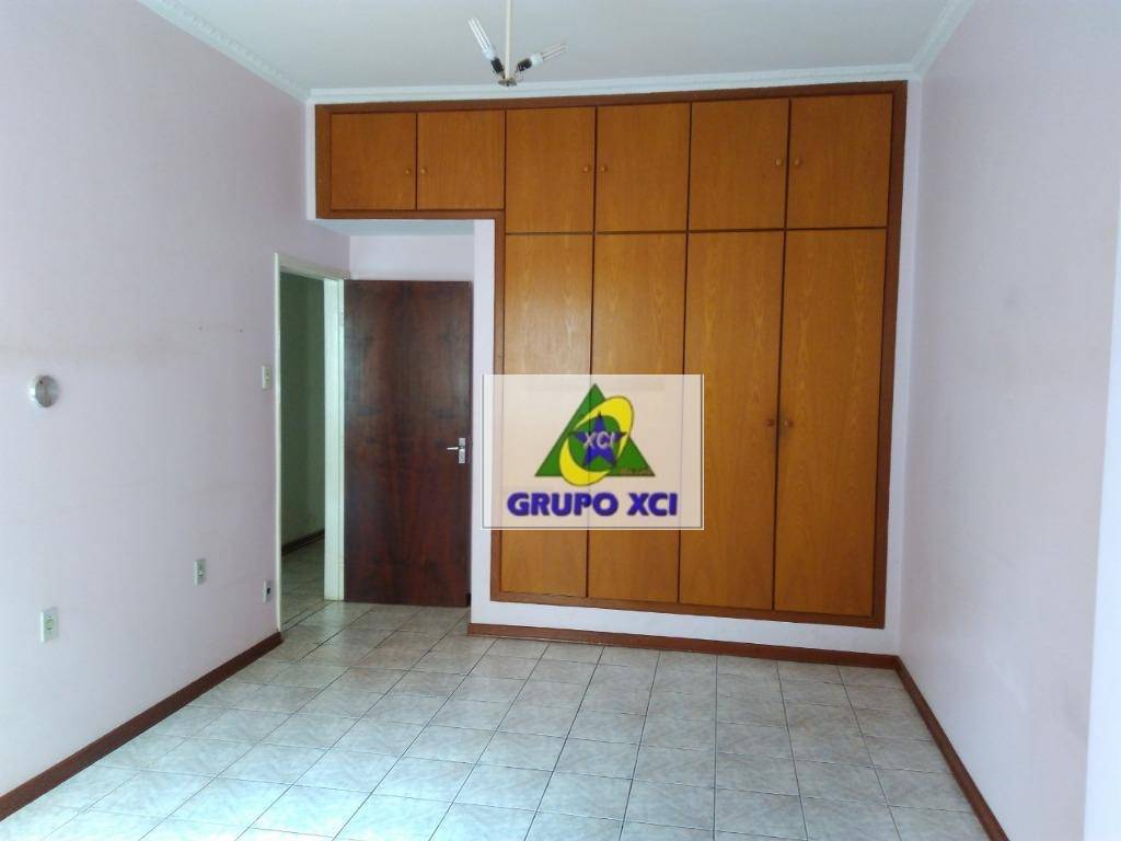 Casa à venda com 3 quartos, 172m² - Foto 28