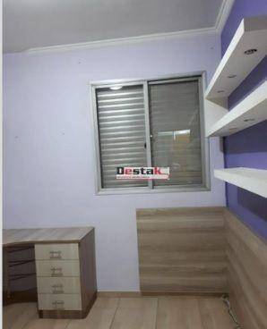 Apartamento à venda com 3 quartos, 64m² - Foto 3