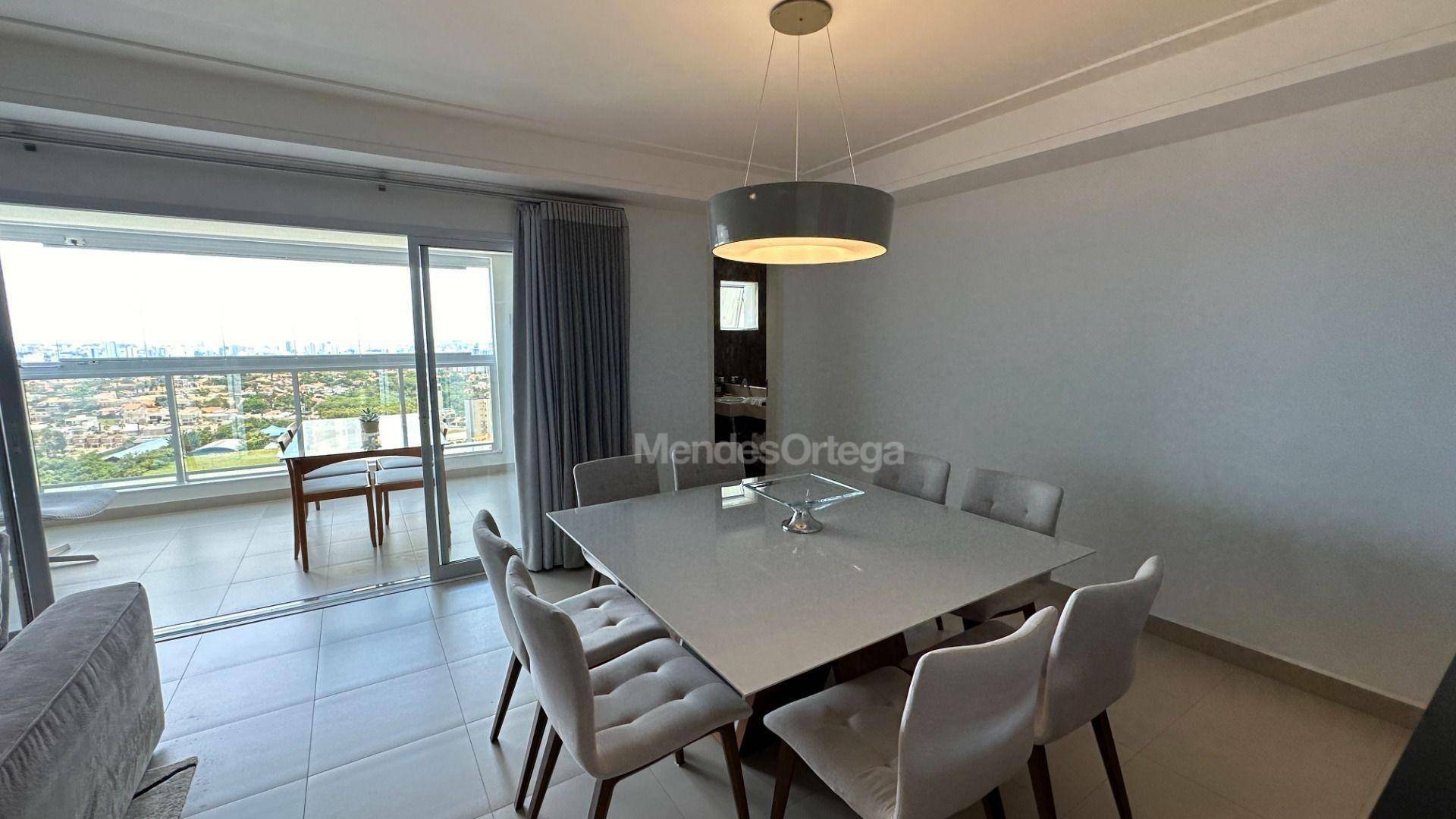 Apartamento à venda com 3 quartos, 125m² - Foto 1