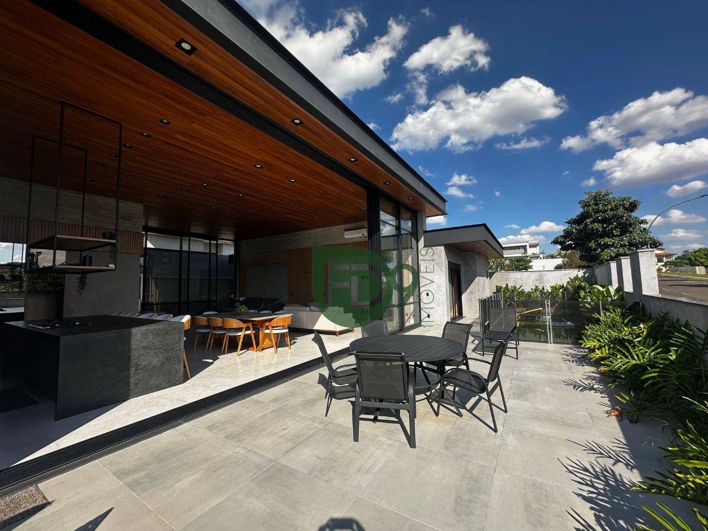 Casa de Condomínio à venda com 3 quartos, 302m² - Foto 2