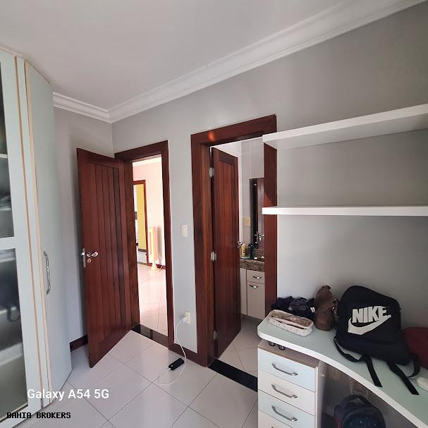 Casa de Condomínio à venda com 4 quartos, 340m² - Foto 12