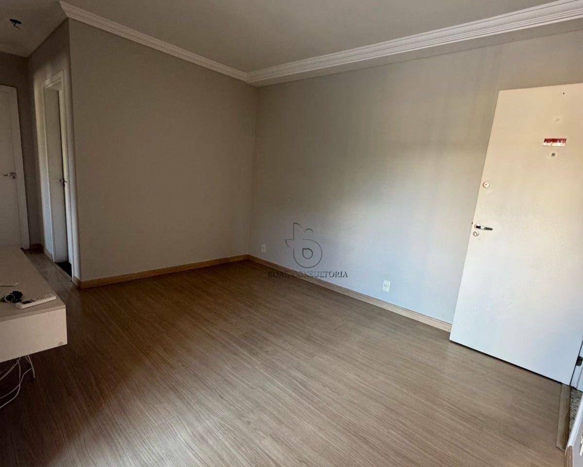 Apartamento à venda com 2 quartos, 52m² - Foto 2