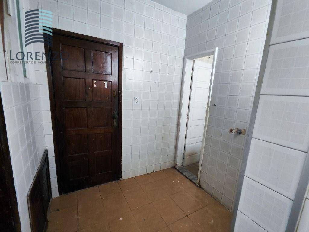 Apartamento para alugar com 3 quartos, 97m² - Foto 31