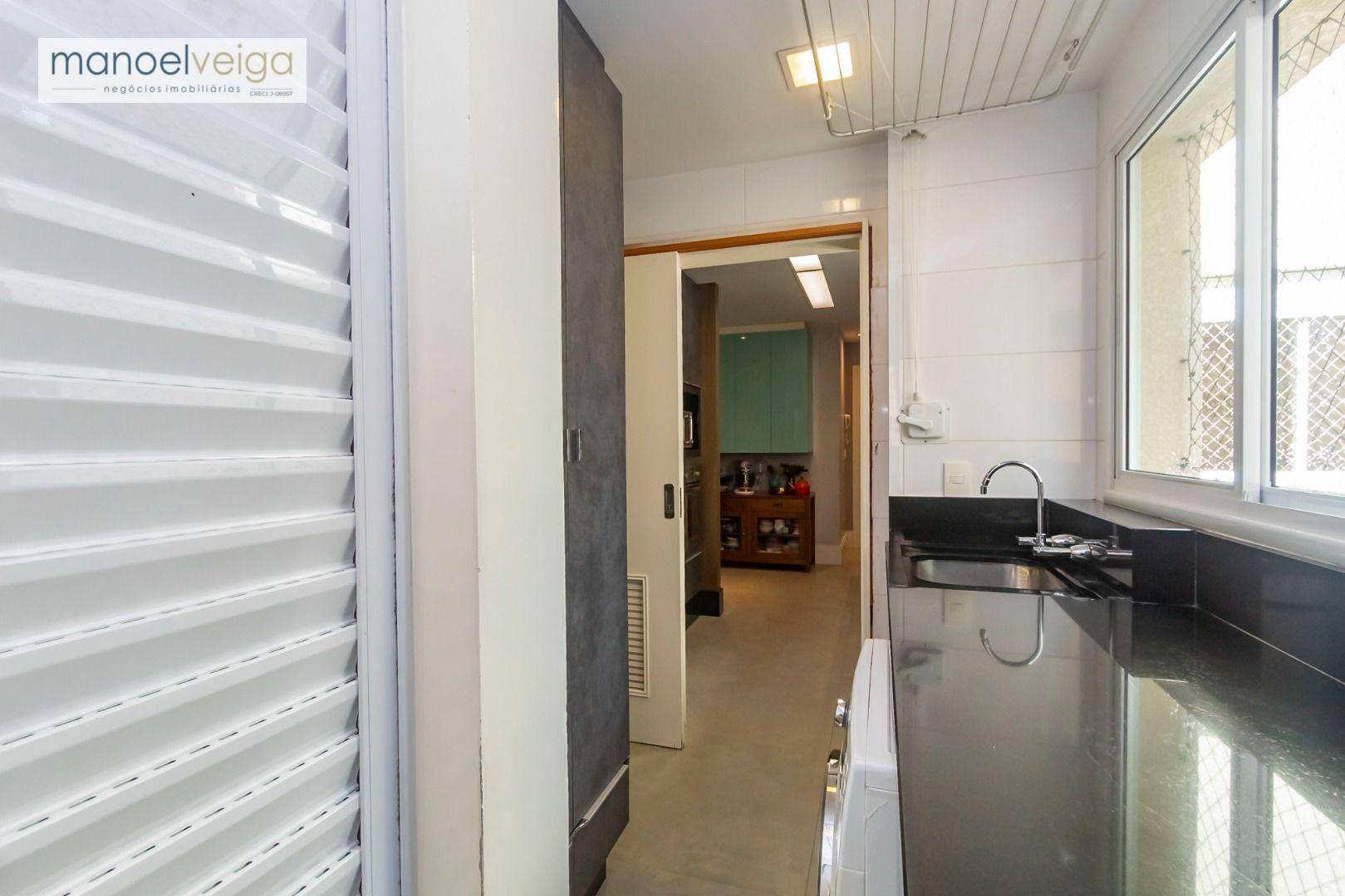 Apartamento à venda com 3 quartos, 145m² - Foto 23