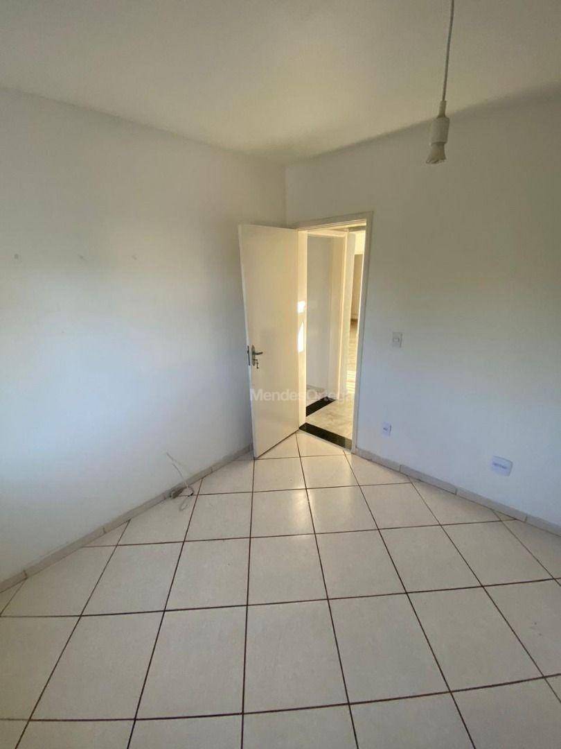 Apartamento à venda com 2 quartos, 47m² - Foto 2