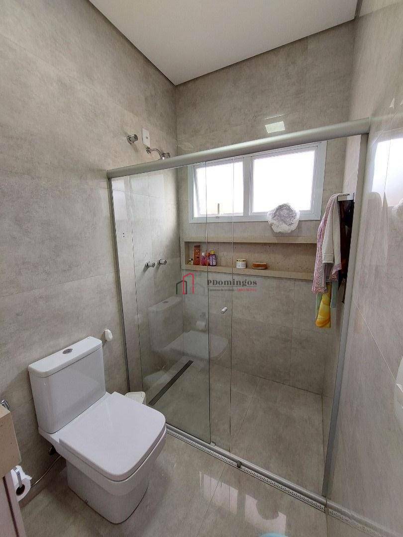 Casa de Condomínio à venda com 3 quartos, 201m² - Foto 15