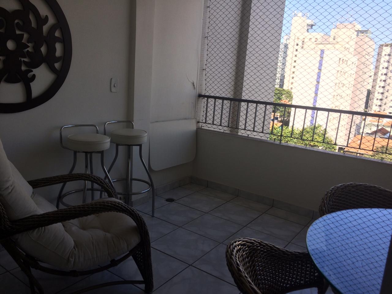 Apartamento à venda com 3 quartos, 105m² - Foto 1