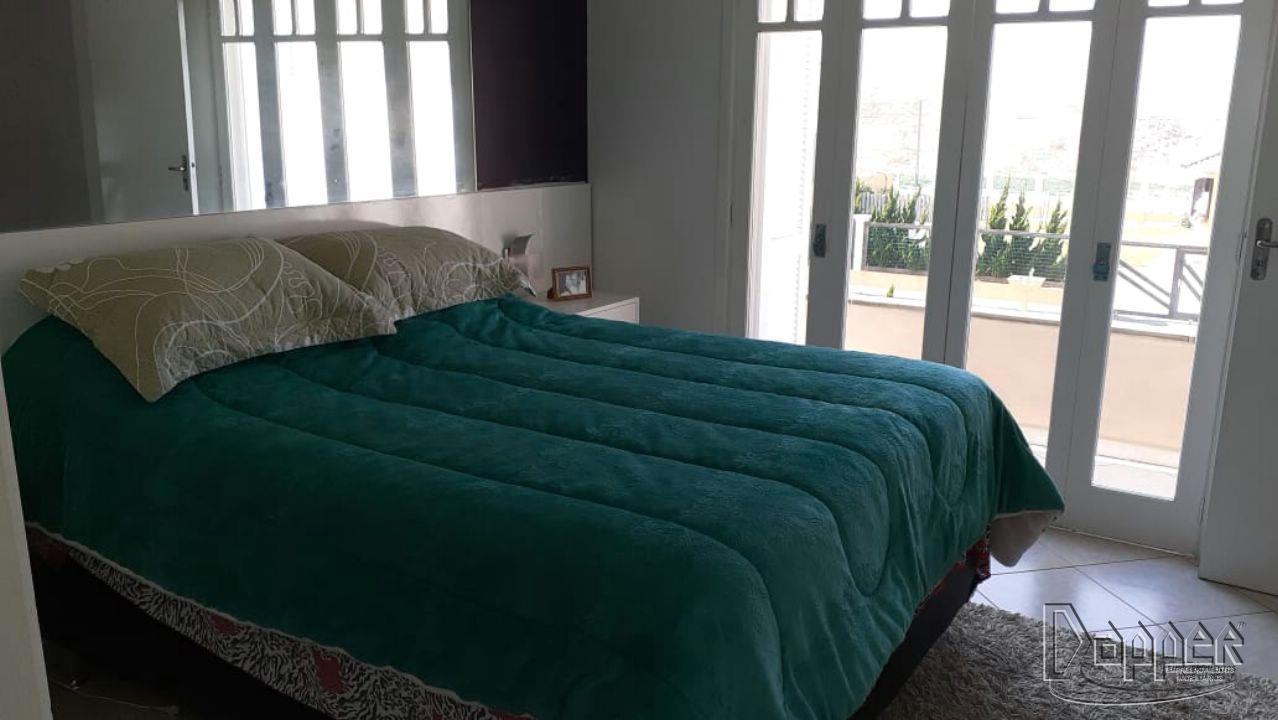 Casa à venda com 3 quartos, 250m² - Foto 9