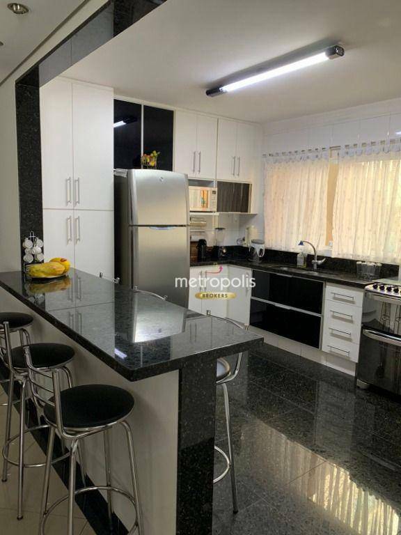 Sobrado à venda com 3 quartos, 383m² - Foto 12