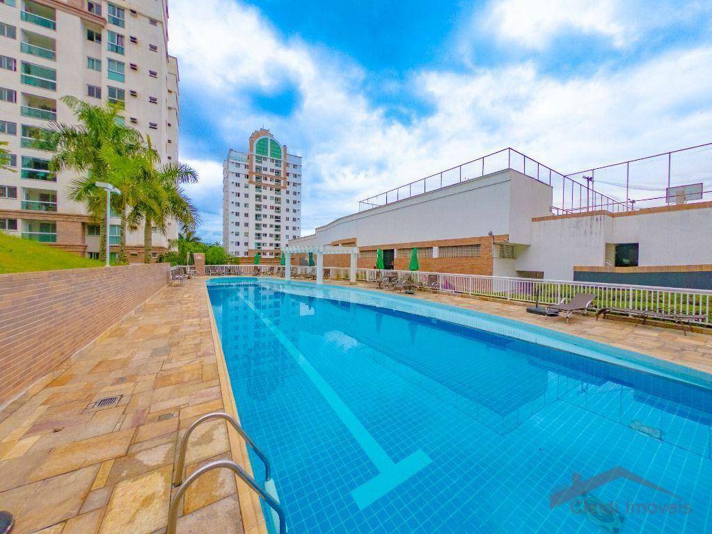 Apartamento para alugar com 2 quartos, 60m² - Foto 12