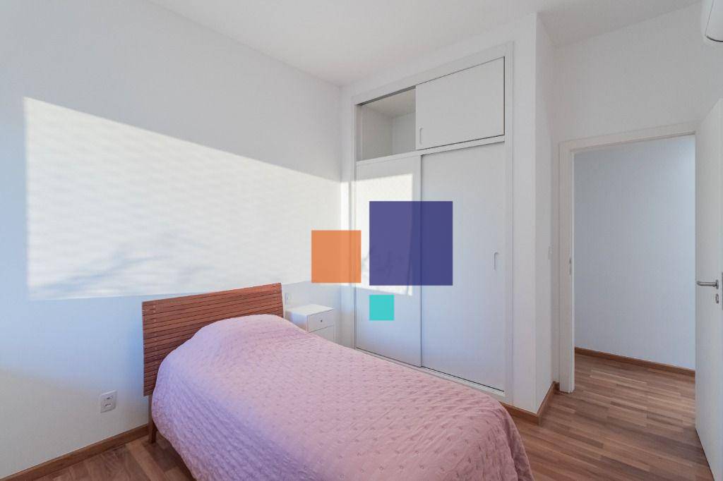 Apartamento à venda com 3 quartos, 180m² - Foto 11