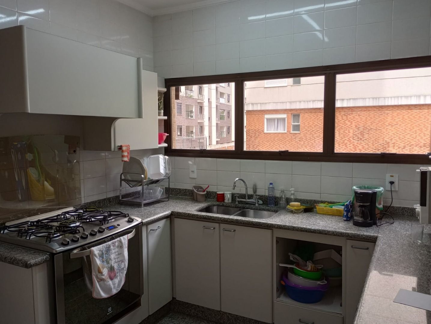 Apartamento à venda com 4 quartos, 230m² - Foto 11