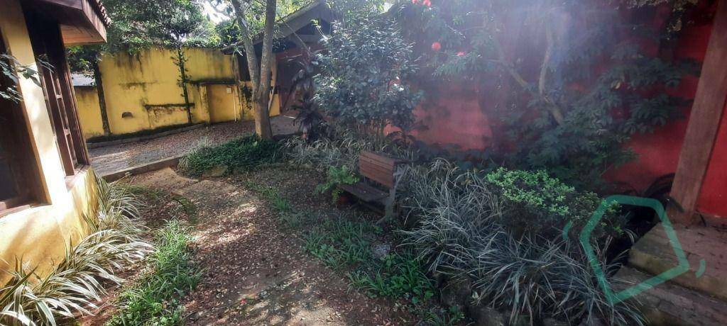 Casa para alugar com 3 quartos, 500m² - Foto 3