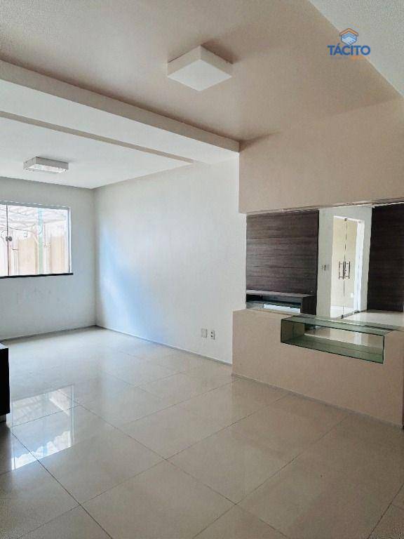 Casa à venda com 4 quartos, 122m² - Foto 8