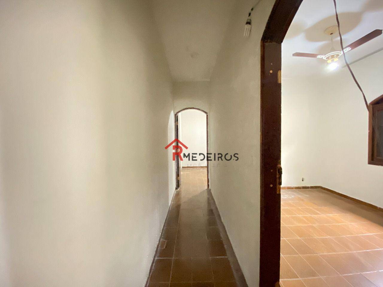 Casa à venda com 2 quartos, 85m² - Foto 14