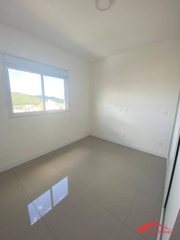 Apartamento para alugar com 1 quarto, 35m² - Foto 9