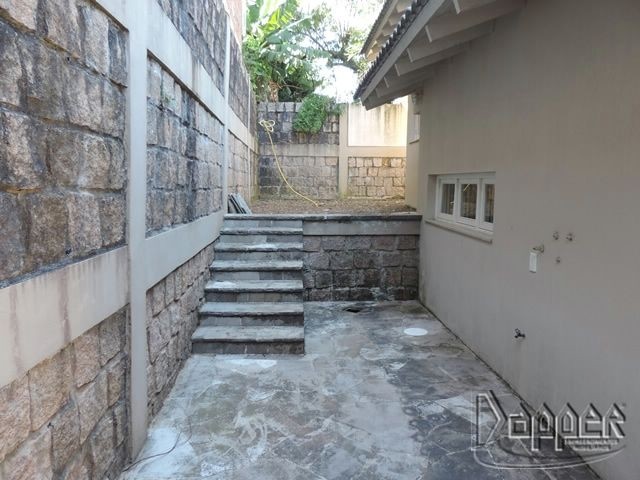 Casa à venda com 3 quartos, 220m² - Foto 13