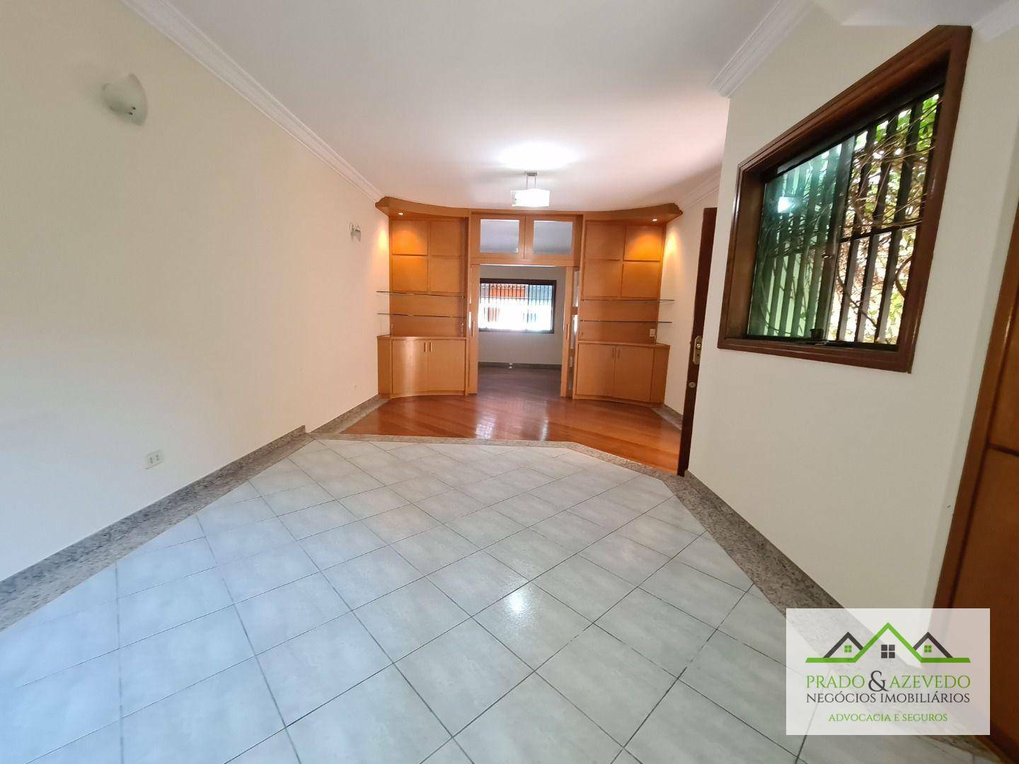 Casa à venda com 4 quartos, 176m² - Foto 4