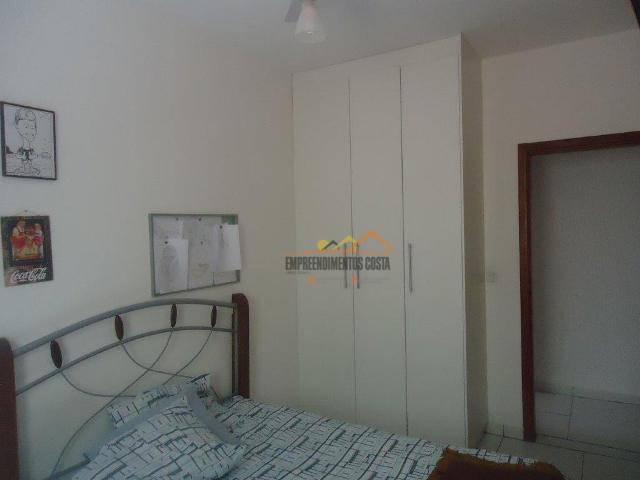 Casa à venda com 3 quartos, 150m² - Foto 16