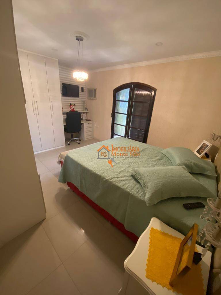 Sobrado à venda com 6 quartos, 300m² - Foto 16