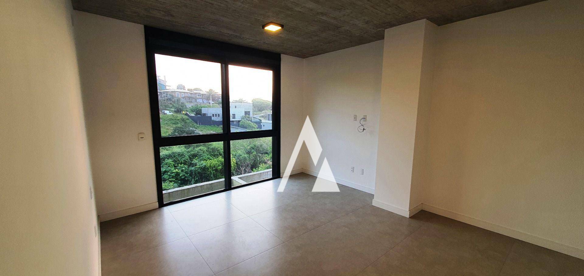 Casa à venda com 3 quartos, 240m² - Foto 42