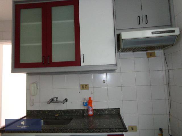 Apartamento à venda com 2 quartos, 70m² - Foto 9