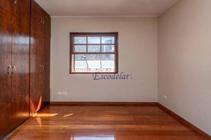 Casa à venda com 3 quartos, 220m² - Foto 24