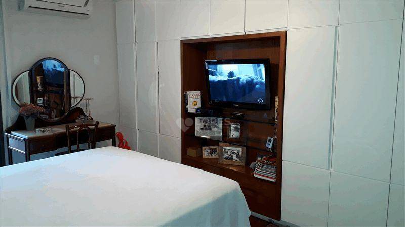 Apartamento à venda com 4 quartos, 200m² - Foto 9