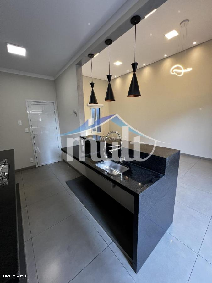 Casa à venda com 3 quartos, 292m² - Foto 18