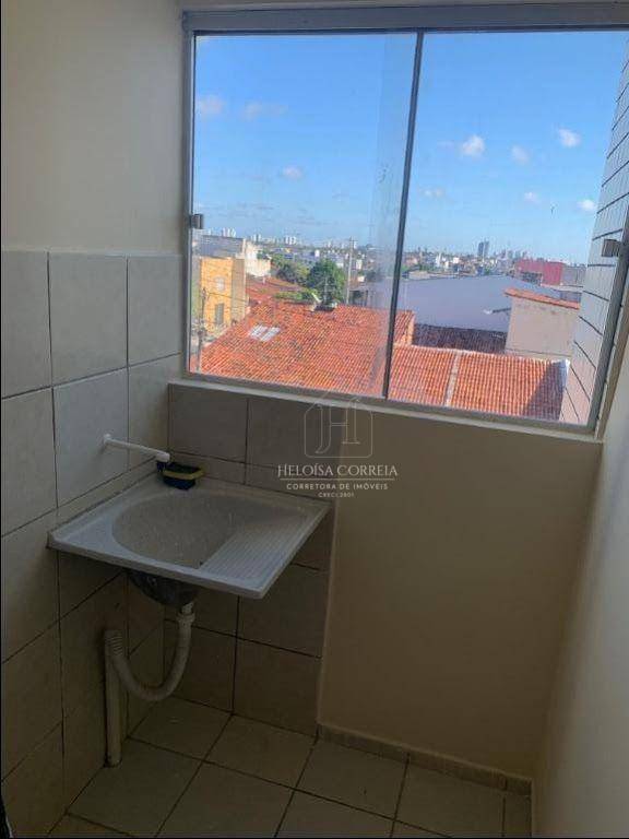 Apartamento à venda com 2 quartos, 59m² - Foto 2