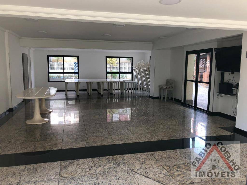 Apartamento à venda com 2 quartos, 63m² - Foto 11