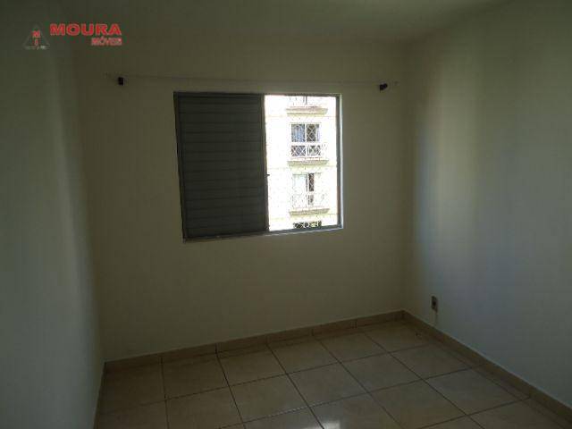 Apartamento para alugar com 2 quartos, 65m² - Foto 8