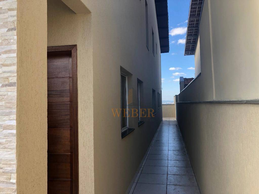 Sobrado à venda com 3 quartos, 130m² - Foto 1