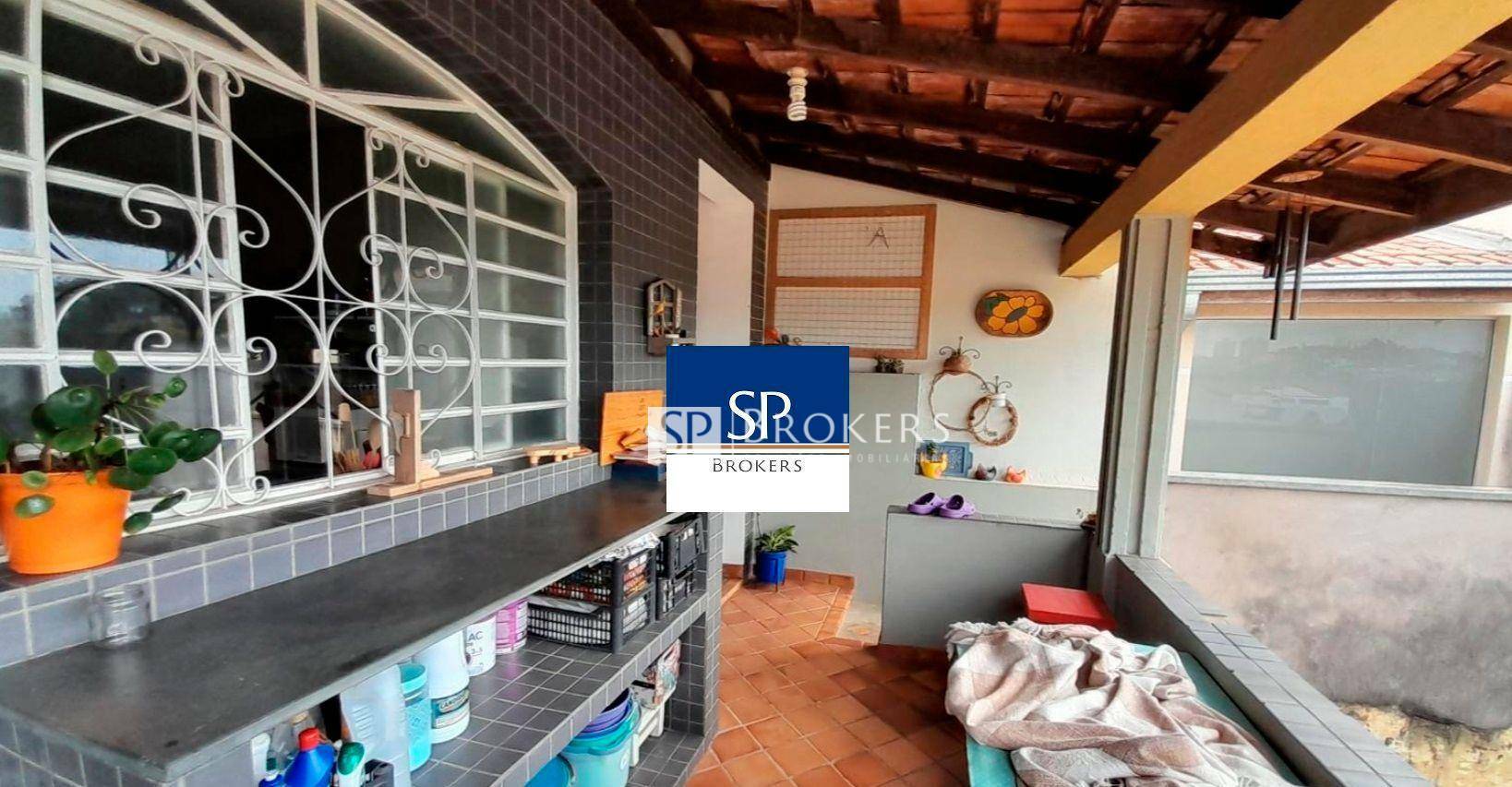 Casa à venda com 4 quartos, 340m² - Foto 28