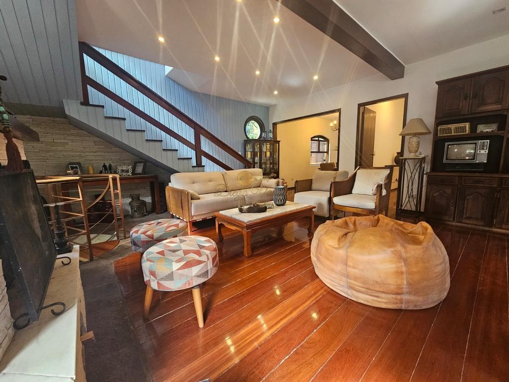 Casa de Condomínio à venda com 7 quartos, 1848m² - Foto 7