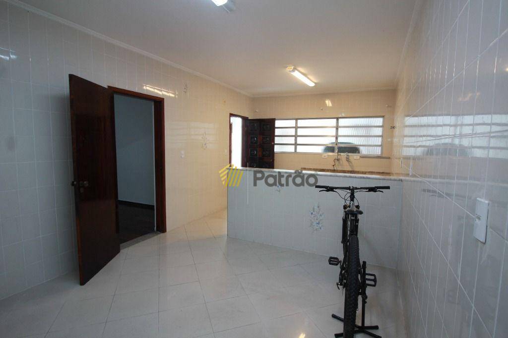 Sobrado à venda com 4 quartos, 176m² - Foto 7