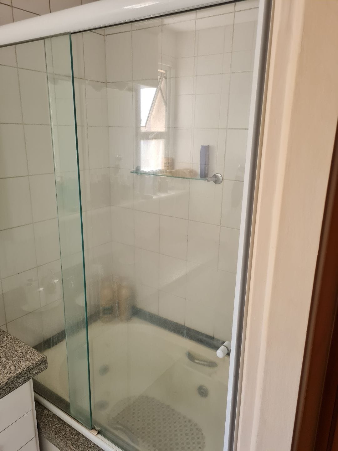 Apartamento à venda com 3 quartos, 96m² - Foto 2