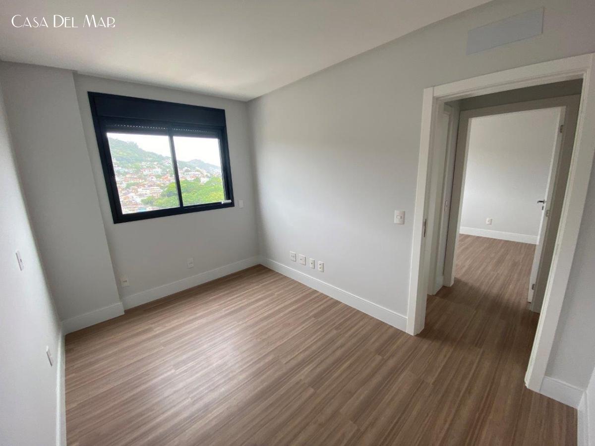 Apartamento à venda com 3 quartos, 123m² - Foto 37