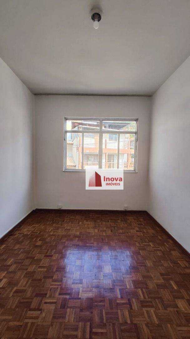 Apartamento para alugar com 2 quartos, 60m² - Foto 13