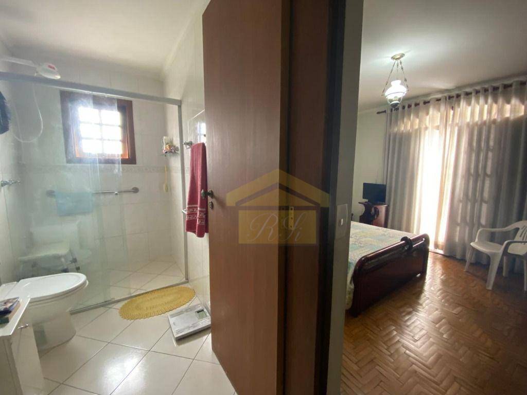 Sobrado à venda com 3 quartos, 178m² - Foto 11