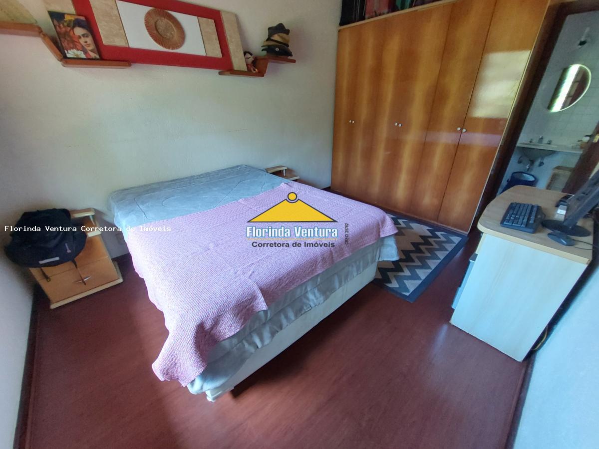 Casa de Condomínio à venda com 3 quartos, 213m² - Foto 19