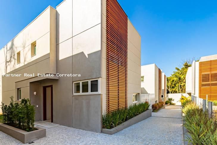 Casa de Condomínio à venda com 4 quartos, 420m² - Foto 3