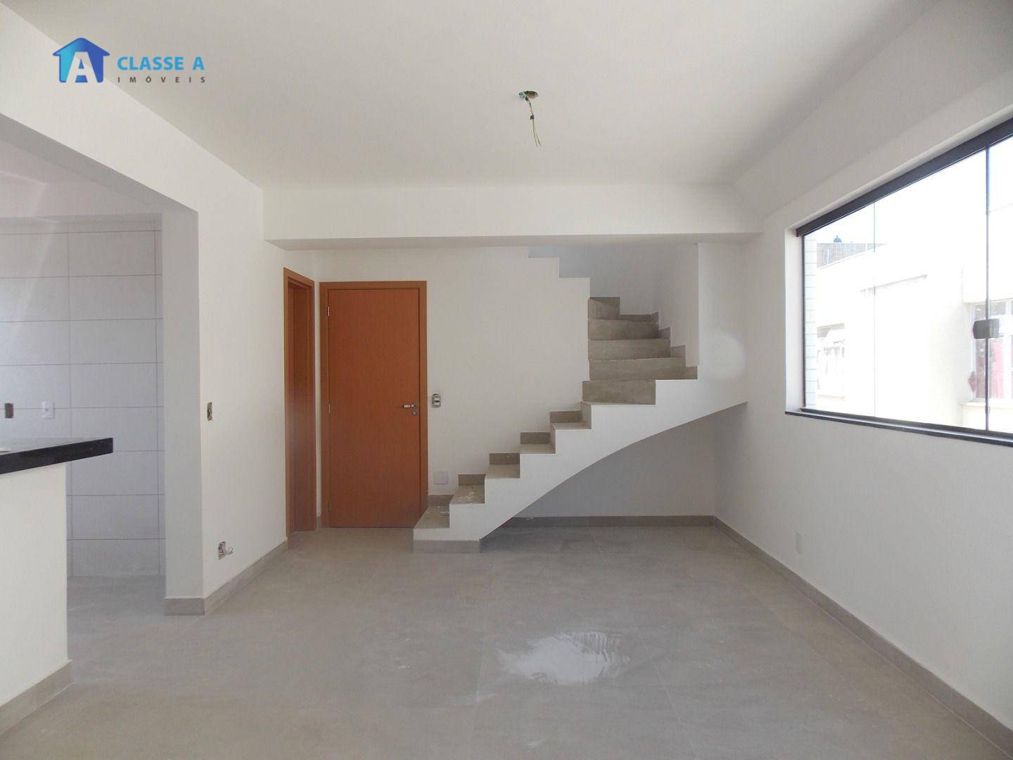 Cobertura à venda com 3 quartos, 184m² - Foto 1