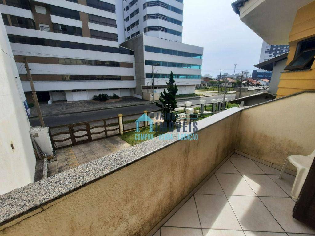 Sobrado à venda com 4 quartos, 300M2 - Foto 16